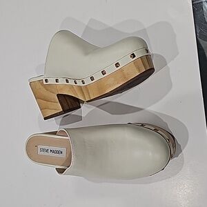 Steve Madden Brooklyn Studded Clogs Heels Size 8 Biege Leather